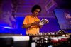 In geanta de discuri a lui Four Tet (VIDEO)