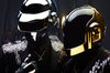 Daft Punk au cantat cu The Weeknd piesa "Starboy" la SNL